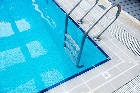 pool ladder installation